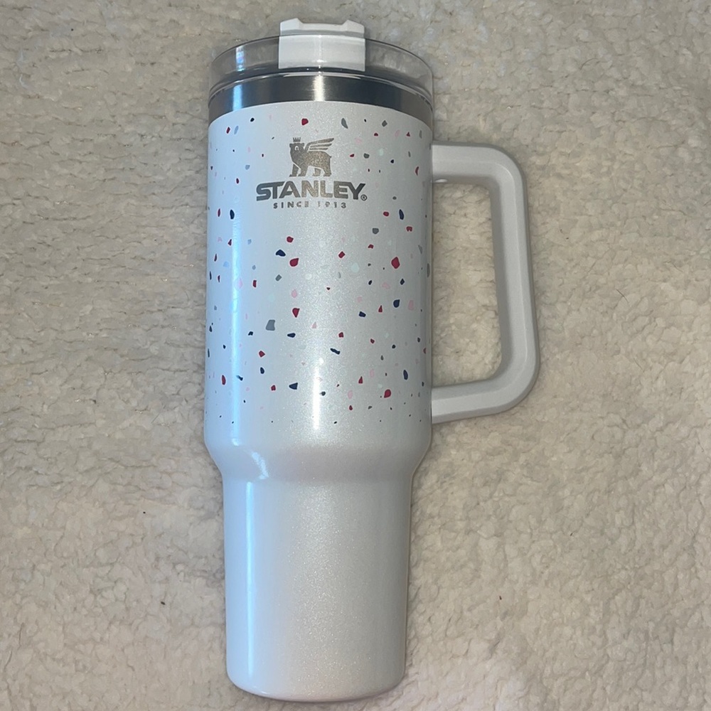 Stanley 40 oz Tumbler w/ Handle